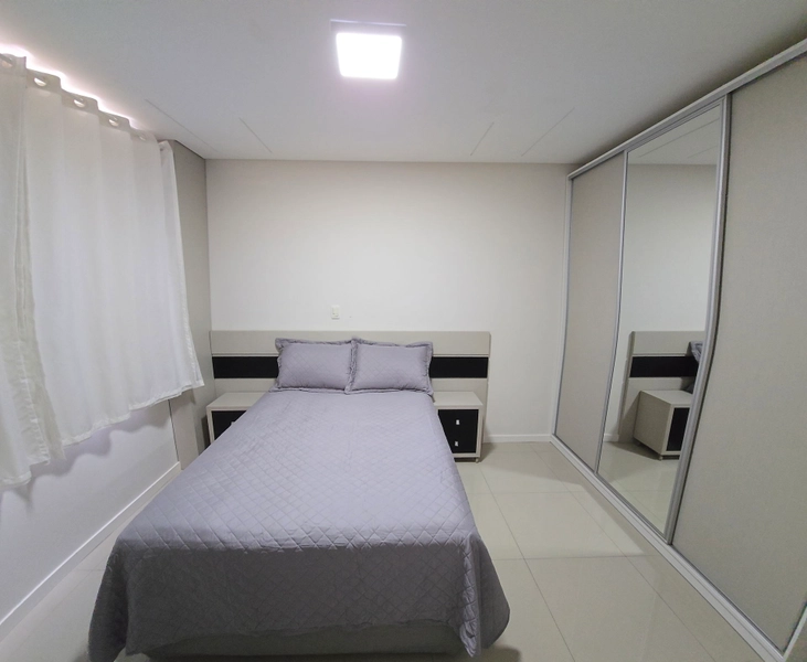 APARTAMENTO MOBILIADO EM MEIA PRAIA: 24ª foto da galeria de imagens do imóvel