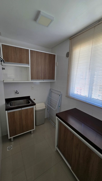 APARTAMENTO MOBILIADO EM MEIA PRAIA: 10ª foto da galeria de imagens do imóvel