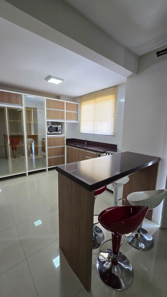 APARTAMENTO MOBILIADO EM MEIA PRAIA: 9ª foto da galeria de imagens do imóvel