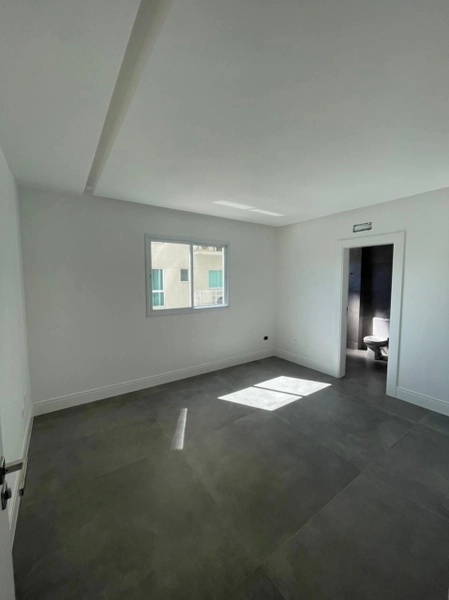 APARTAMENTO NO CENTRO DE ITAPEMA: 9ª foto da galeria de imagens do imóvel