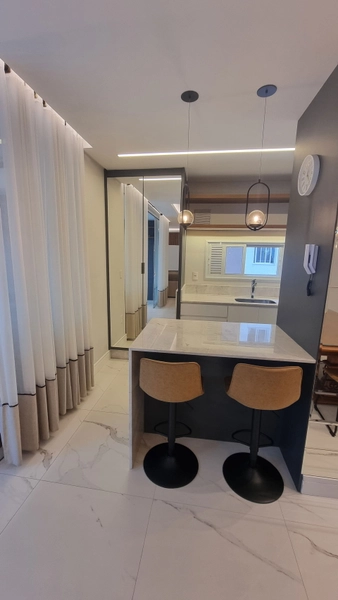 APARTAMENTO MOBILIADO EM MEIA PRAIA: 7ª foto da galeria de imagens do imóvel