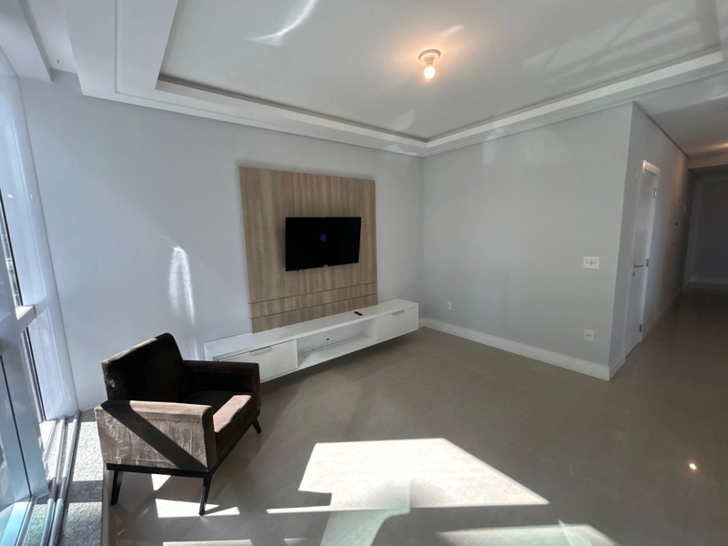 APARTAMENTO EM MEIA PRAIA: 13ª foto da galeria de imagens do imóvel