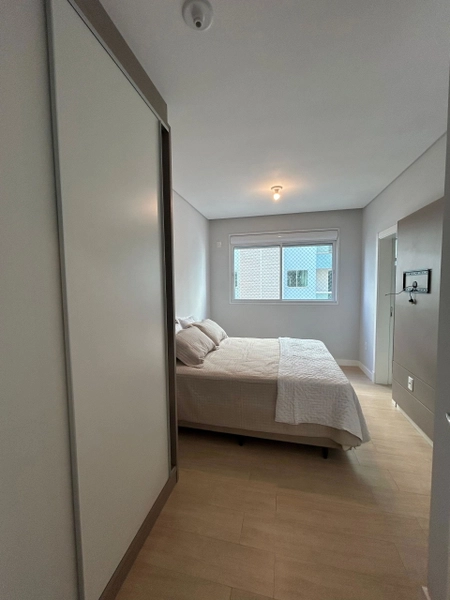 APARTAMENTO EM MEIA PRAIA: 16ª foto da galeria de imagens do imóvel