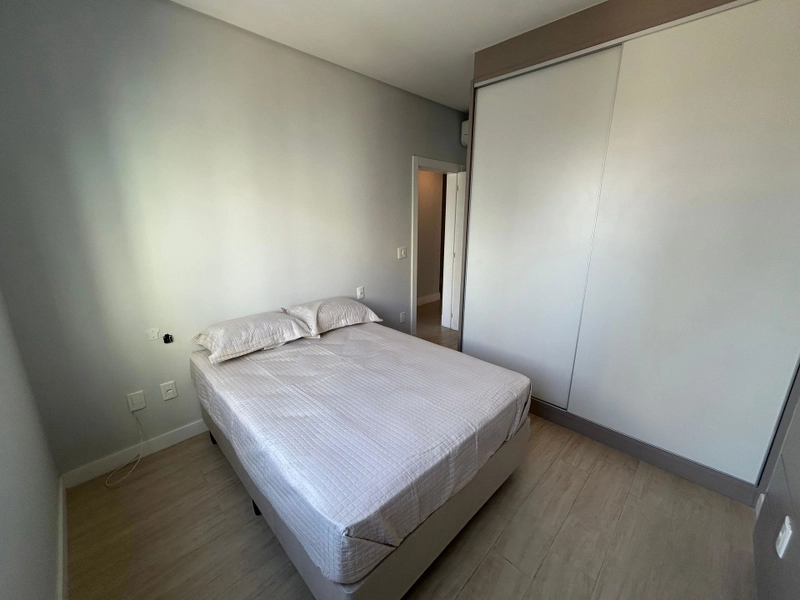 APARTAMENTO EM MEIA PRAIA: 19ª foto da galeria de imagens do imóvel