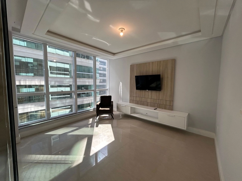 APARTAMENTO EM MEIA PRAIA: 12ª foto da galeria de imagens do imóvel