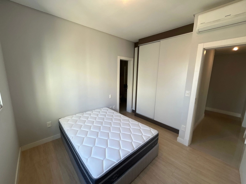 APARTAMENTO EM MEIA PRAIA: 20ª foto da galeria de imagens do imóvel