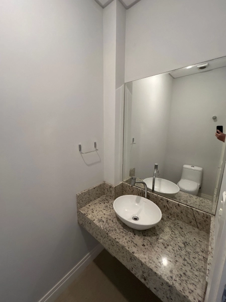 APARTAMENTO EM MEIA PRAIA: 23ª foto da galeria de imagens do imóvel
