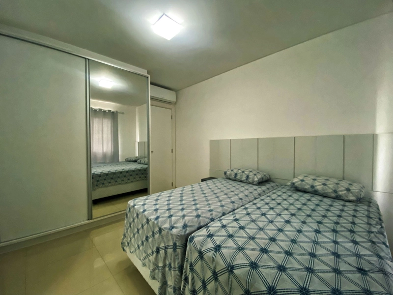 APARTAMENTO EM MEIA PRAIA: 17ª foto da galeria de imagens do imóvel