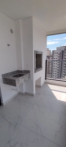 APARTAMENTO EM MEIA PRAIA: 16ª foto da galeria de imagens do imóvel