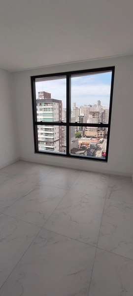 APARTAMENTO EM MEIA PRAIA: 13ª foto da galeria de imagens do imóvel