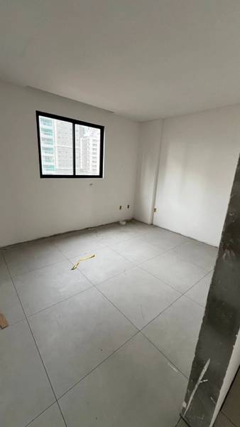APARTAMENTO EM MEIA PRAIA: 4ª foto da galeria de imagens do imóvel