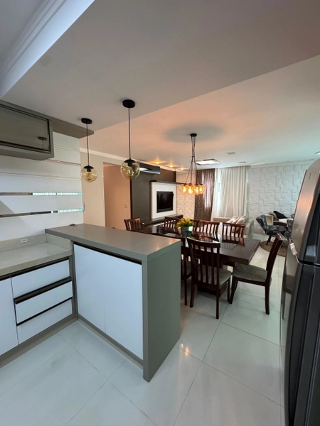 APARTAMENTO MOBILIADO EM MEIA PRAIA: 5ª foto da galeria de imagens do imóvel