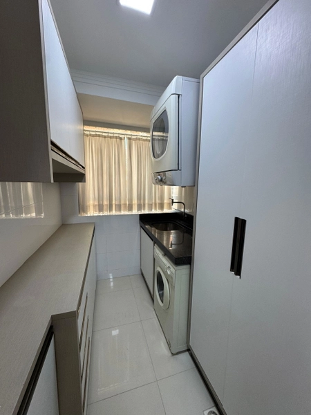 APARTAMENTO MOBILIADO EM MEIA PRAIA: 3ª foto da galeria de imagens do imóvel