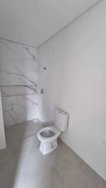 APARTAMENTO EM MEIA PRAIA: 13ª foto da galeria de imagens do imóvel
