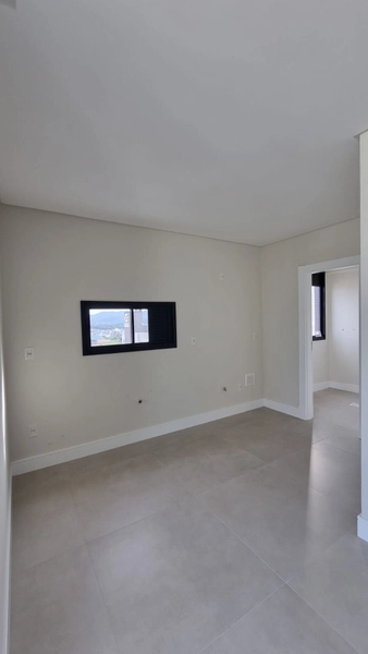 APARTAMENTO EM MEIA PRAIA: 5ª foto da galeria de imagens do imóvel