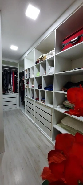 APARTAMENTO MOBILIADO EM MEIA PRAIA: 6ª foto da galeria de imagens do imóvel