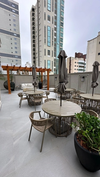 APARTAMENTO EM MEIA PRAIA: 10ª foto da galeria de imagens do imóvel
