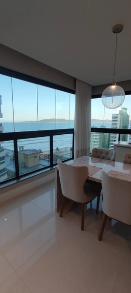 APARTAMENTO EM MEIA PRAIA: 32ª foto da galeria de imagens do imóvel