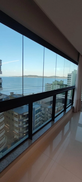 APARTAMENTO EM MEIA PRAIA: 33ª foto da galeria de imagens do imóvel