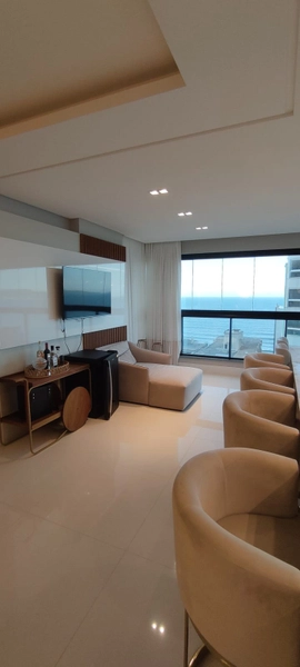 APARTAMENTO EM MEIA PRAIA: 29ª foto da galeria de imagens do imóvel