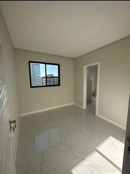 APARTAMENTO EM ITAPEMA: 5ª foto da galeria de imagens do imóvel