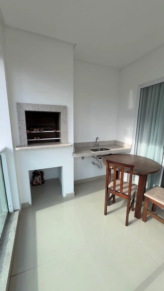 APARTAMENTO EM MEIA PRAIA: 14ª foto da galeria de imagens do imóvel