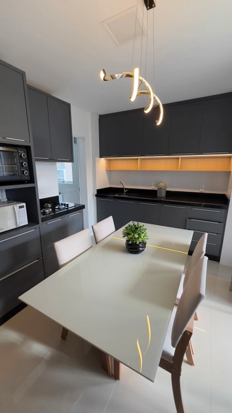 APARTAMENTO EM MEIA PRAIA: 9ª foto da galeria de imagens do imóvel