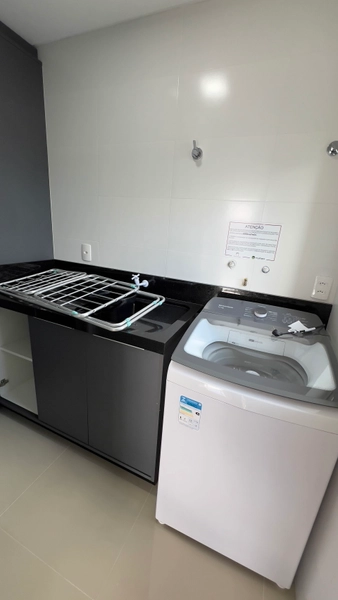 APARTAMENTO EM MEIA PRAIA: 12ª foto da galeria de imagens do imóvel
