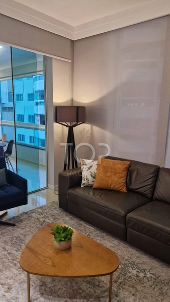 APARTAMENTO MEIA PRAIA A 150M DO MAR: 3ª foto da galeria de imagens do imóvel