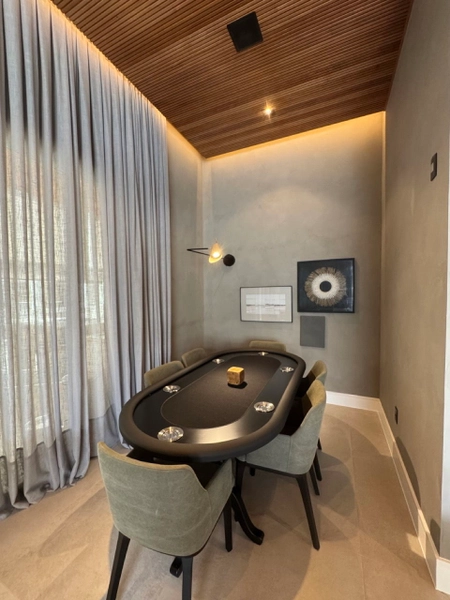 APARTAMENTO EM MEIA PRAIA: 2ª foto da galeria de imagens do imóvel