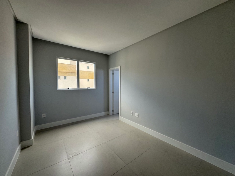 APARTAMENTO EM MEIA PRAIA: 30ª foto da galeria de imagens do imóvel