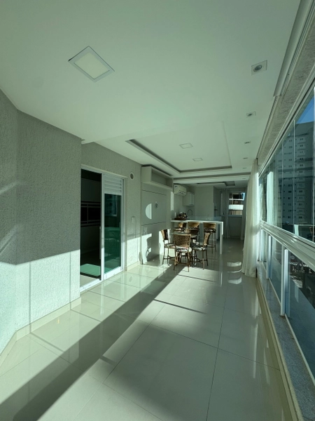 APARTAMENTO DE 4 SUÍTES MOBILIADO EM MEIA PRAIA: 6ª foto da galeria de imagens do imóvel