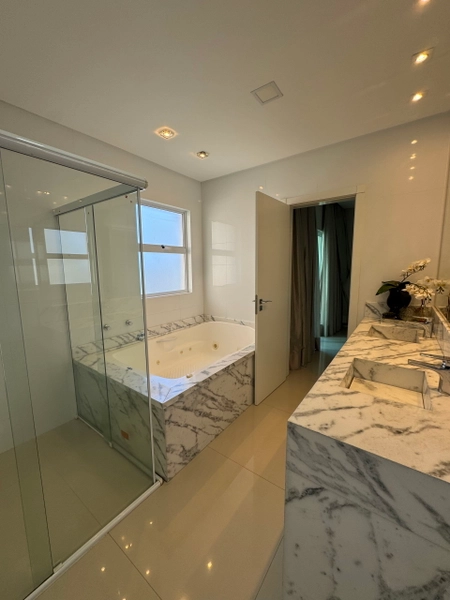APARTAMENTO DE 4 SUÍTES MOBILIADO EM MEIA PRAIA: 18ª foto da galeria de imagens do imóvel