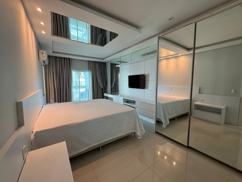 APARTAMENTO DE 4 SUÍTES MOBILIADO EM MEIA PRAIA: 17ª foto da galeria de imagens do imóvel