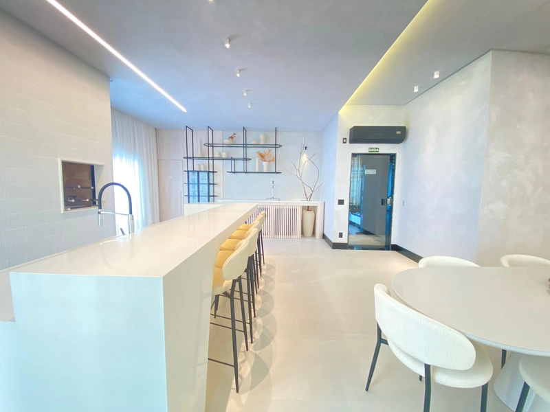 APARTAMENTO EM MEIA PRAIA: 18ª foto da galeria de imagens do imóvel