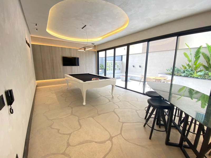 APARTAMENTO EM MEIA PRAIA: 3ª foto da galeria de imagens do imóvel