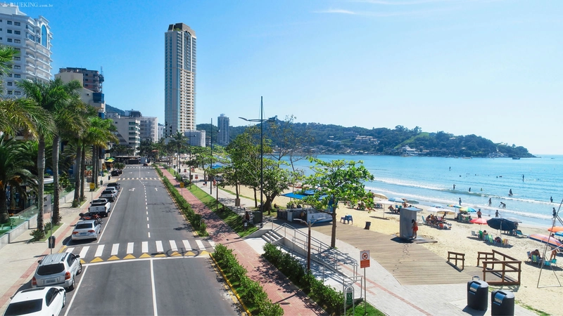APARTAMENTO EM ITAPEMA: 4ª foto da galeria de imagens do imóvel