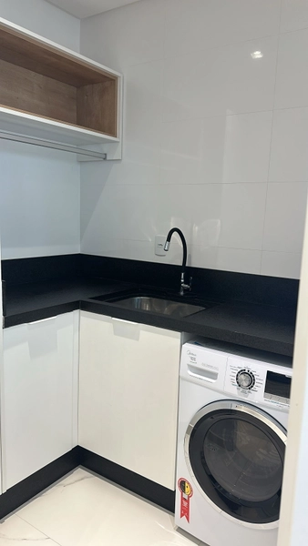 APARTAMENTO MOBILIADO EM MEIA PRAIA: 5ª foto da galeria de imagens do imóvel