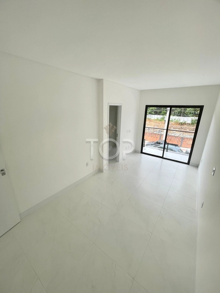 APARTAMENTO EM ITAPEMA: 5ª foto da galeria de imagens do imóvel
