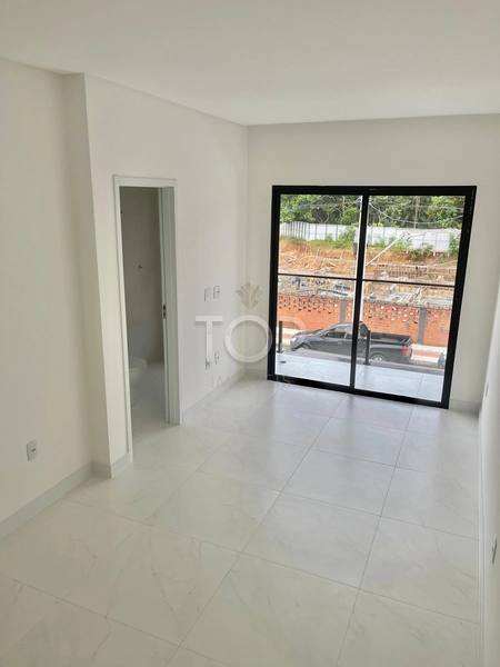 APARTAMENTO EM ITAPEMA: 2ª foto da galeria de imagens do imóvel