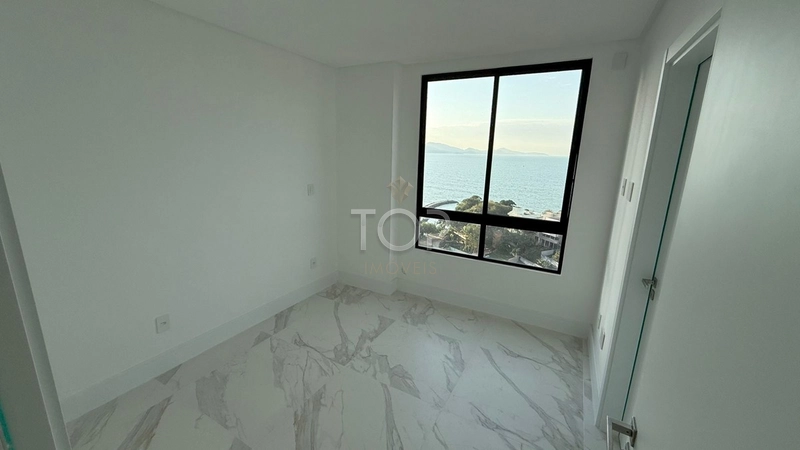 APARTAMENTO PRONTO EM BALNEÁRIO PEREQUE: 3ª foto da galeria de imagens do imóvel