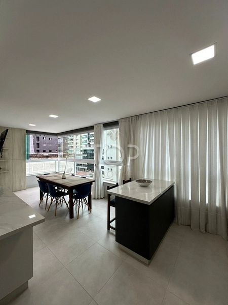 APARTAMENTO MOBILIADO EM MEIA PRAIA: 5ª foto da galeria de imagens do imóvel