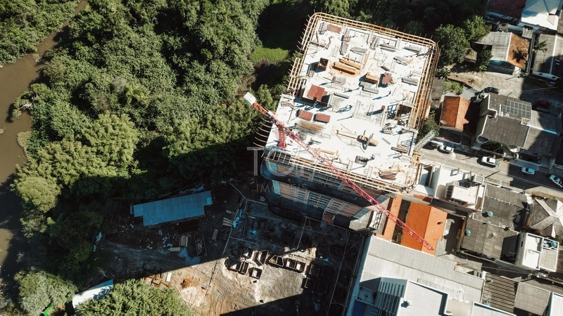 APARTAMENTO EM MEIA PRAIA: 2ª foto da galeria de imagens do imóvel