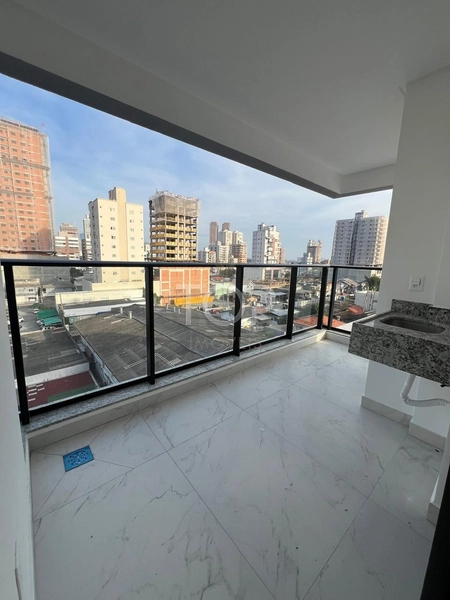 APARTAMENTO PRONTO EM MEIA PRAIA: 2ª foto da galeria de imagens do imóvel