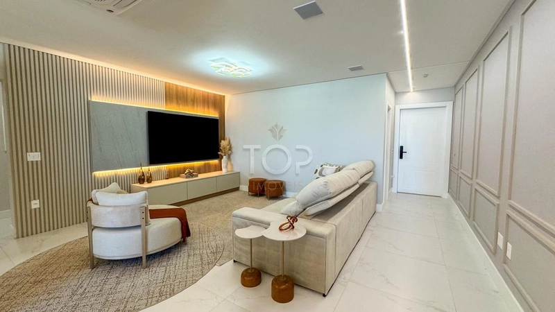 APARTAMENTO MOBILIADO EM MEIA PRAIA: 2ª foto da galeria de imagens do imóvel
