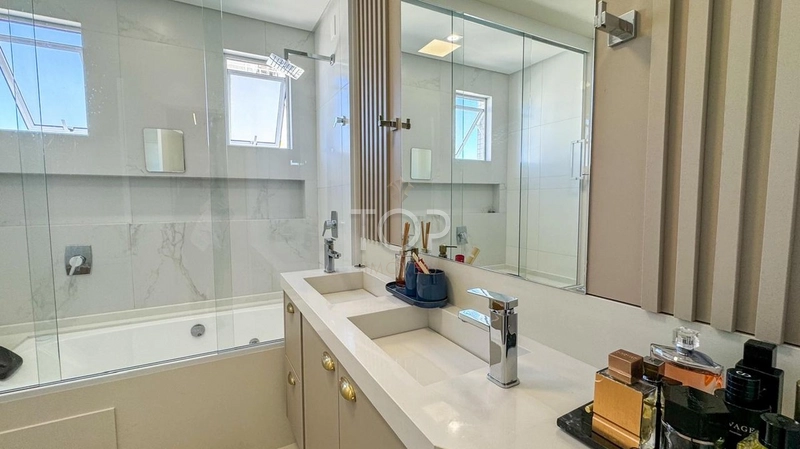 APARTAMENTO MOBILIADO EM MEIA PRAIA: 17ª foto da galeria de imagens do imóvel
