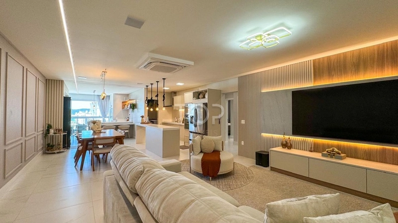 APARTAMENTO MOBILIADO EM MEIA PRAIA: 9ª foto da galeria de imagens do imóvel