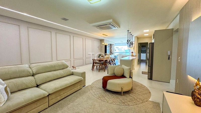 APARTAMENTO MOBILIADO EM MEIA PRAIA: 10ª foto da galeria de imagens do imóvel