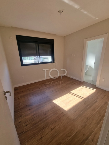 APARTAMENTO EM MEIA PRAIA: 7ª foto da galeria de imagens do imóvel