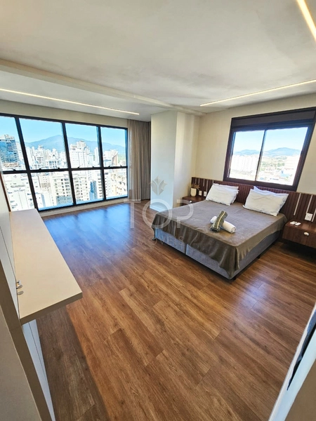 APARTAMENTO EM MEIA PRAIA: 8ª foto da galeria de imagens do imóvel